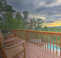 Redesigned Cabin with Private Pool - 6 Mi to Helen - USA Accommodation