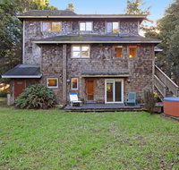 Redwood Relaxation - Tourism Bookings