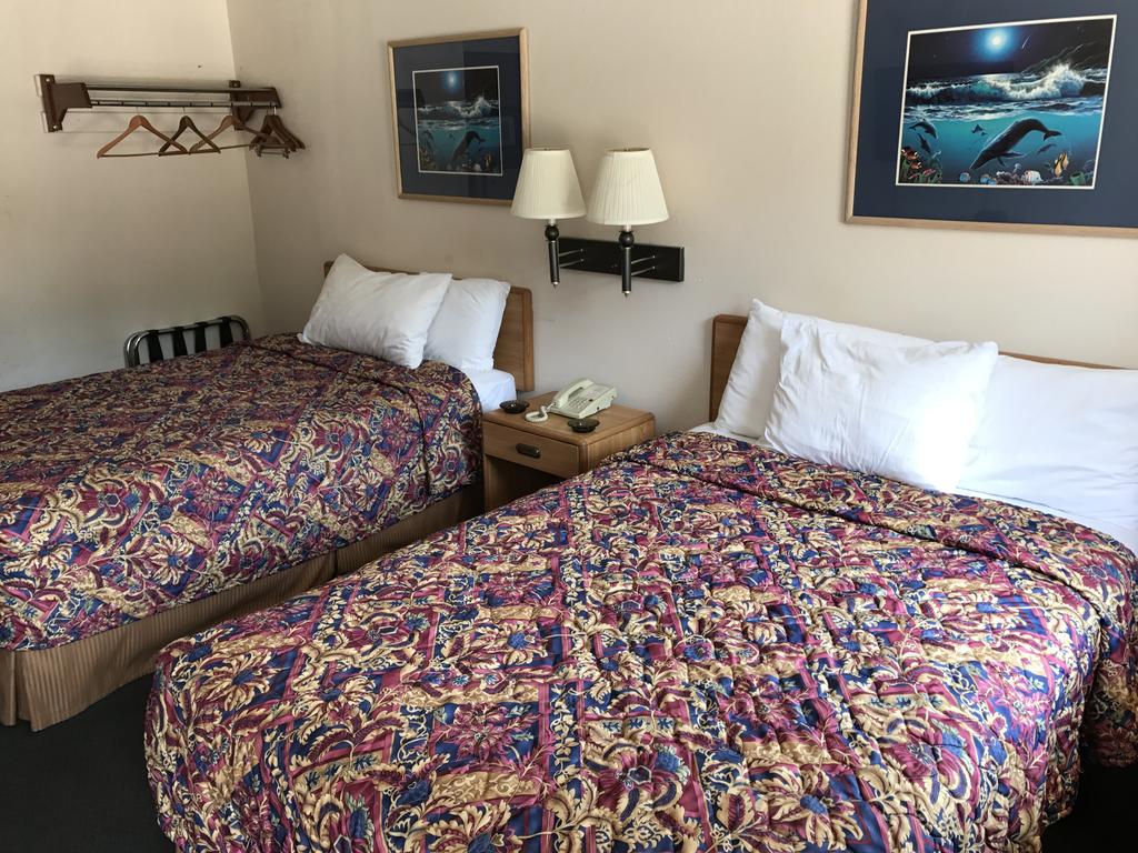 Regency Inn Jewett - thumb 1