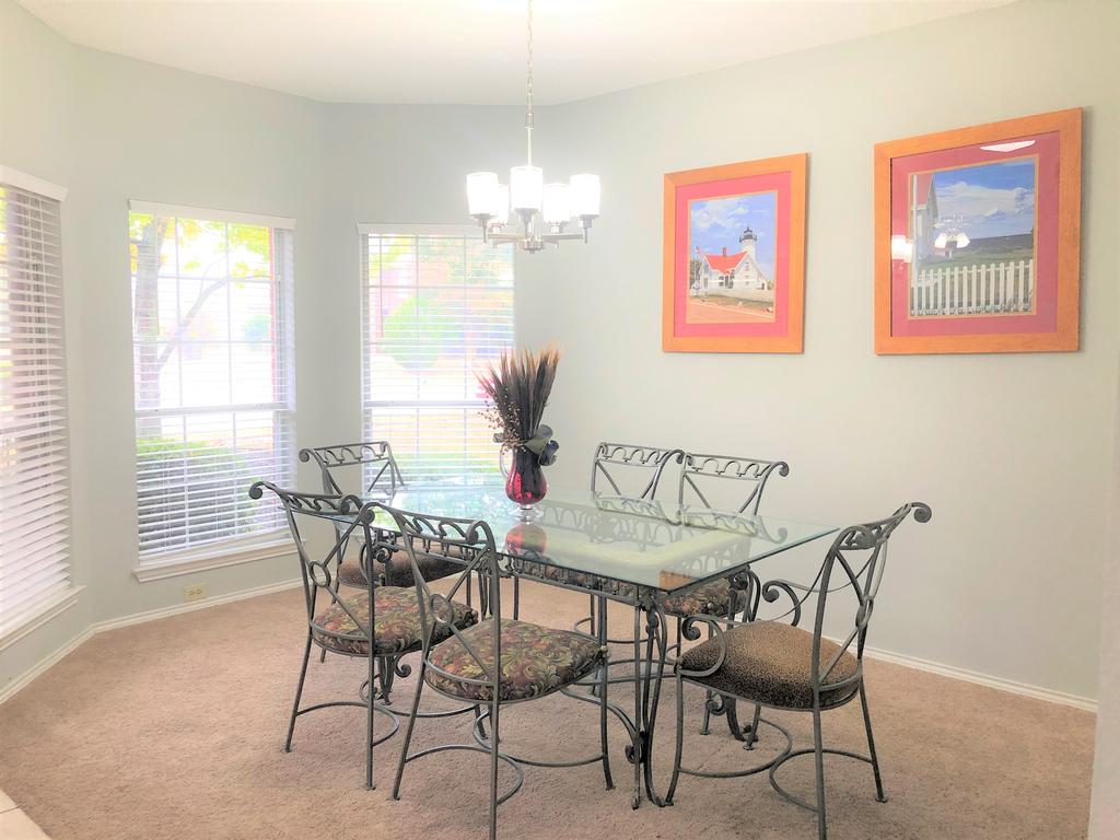 Relax In Entire 2700 SQ Home With Private Pool - thumb 2