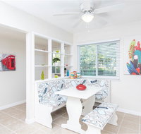 Remodeled Artistic close to everything - Tourism Bookings