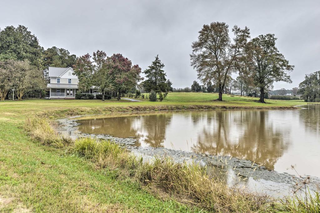 Remodeled Pittsboro Farmhouse On 220 Acres! - thumb 2