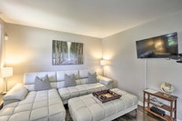 Renovated 1940s Urban Cottage - 6Mi to Denver Hotels Santiago