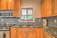 Renovated Oakland Park Home with Yard Patio and Pool Tourism Bookings