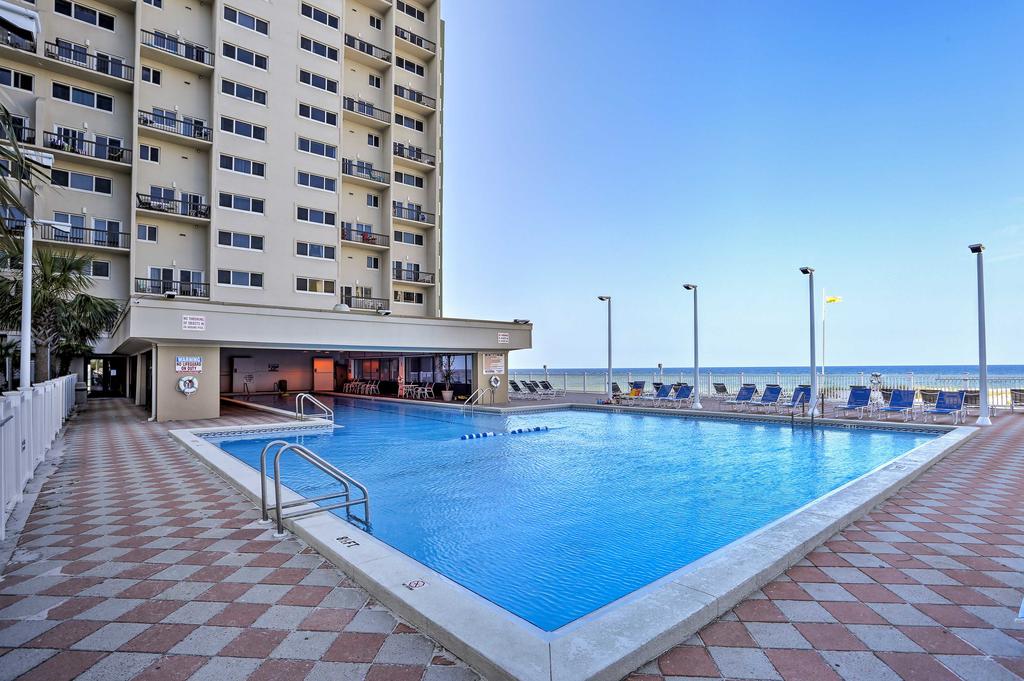 Resort-Style PCB Family Condo With Beach Access!