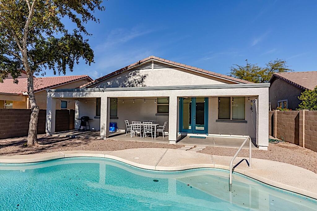 Retreat At San Tan 4BR By Casago - thumb 0