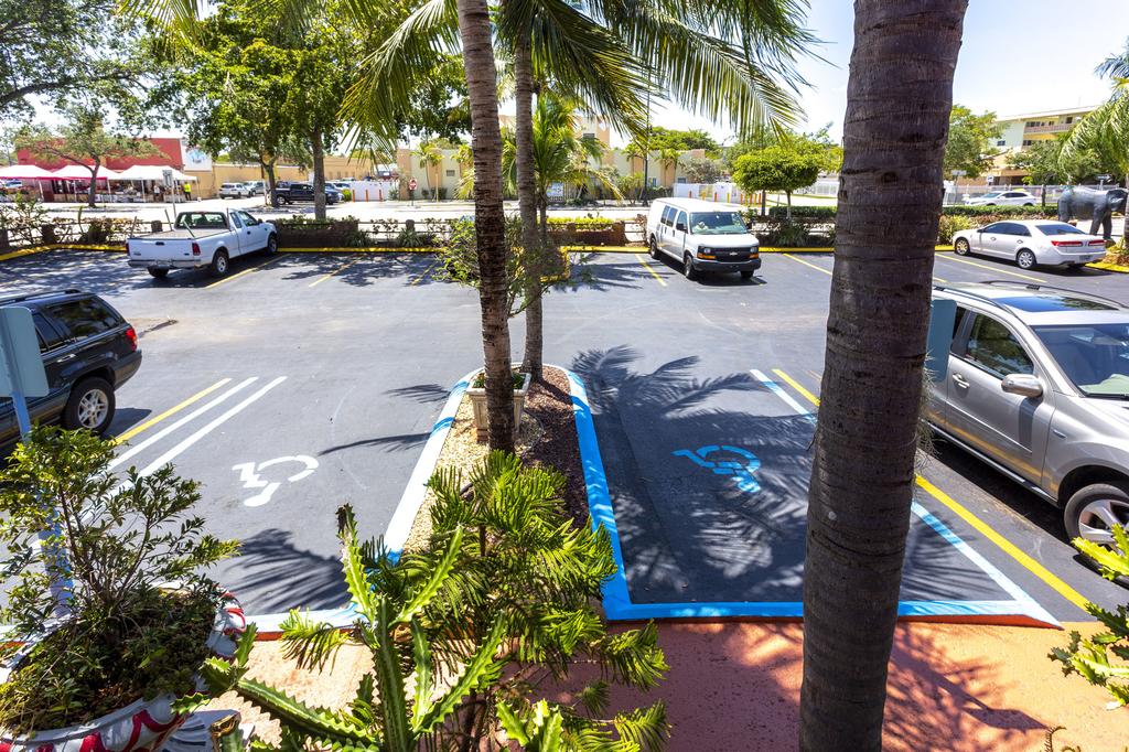 Richard's Motel Studios - thumb 1