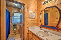 Riverbend Reserve' Cabin with Pvt YardFire Pit USA Accommodation