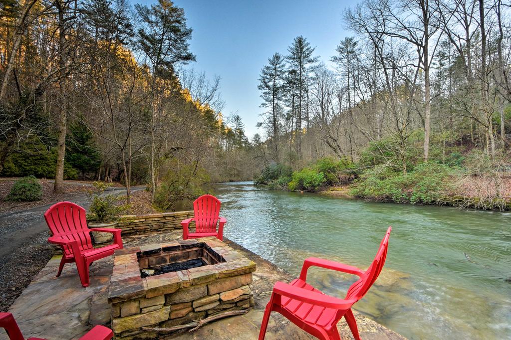 Riverfront 'Rosewater Cabin' With Hot Tub, Game Room! - thumb 2