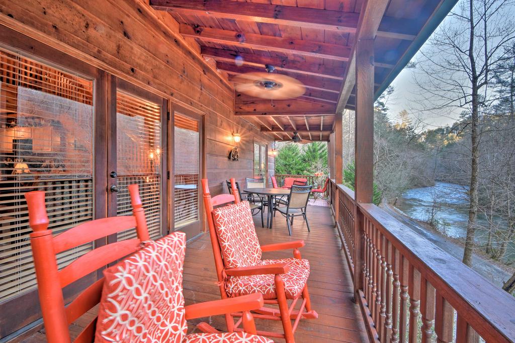 Riverfront 'Rosewater Cabin' With Hot Tub, Game Room! - thumb 1