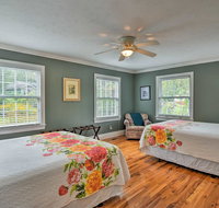 Riverfront Arden House on 6 Private Acres with Dock - Tourism Bookings