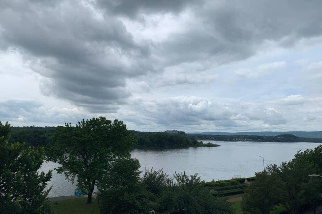 Riverfront Steampunk Stunner In Midtown Harrisburg Near Hershey Attractions - thumb 2