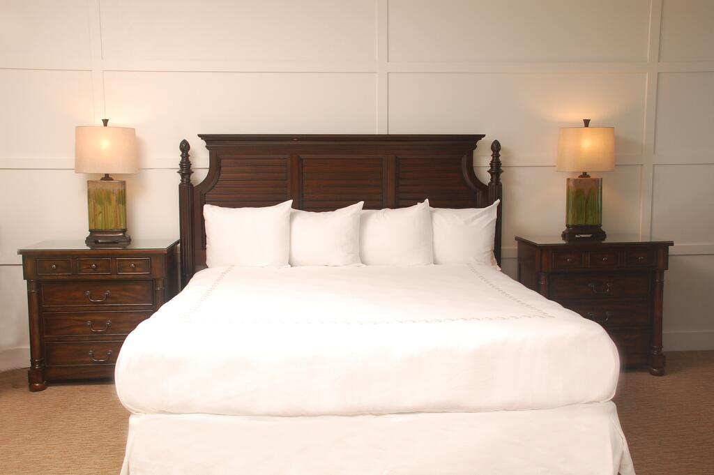 Riverside Hotel - thumb 1