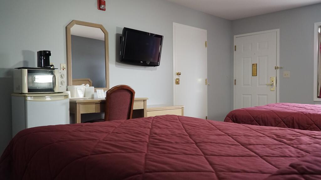 Rodeway Inn - thumb 2