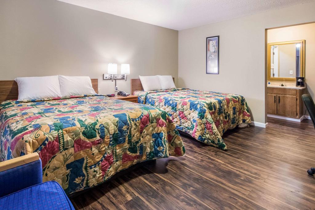 Rodeway Inn & Suites - thumb 3