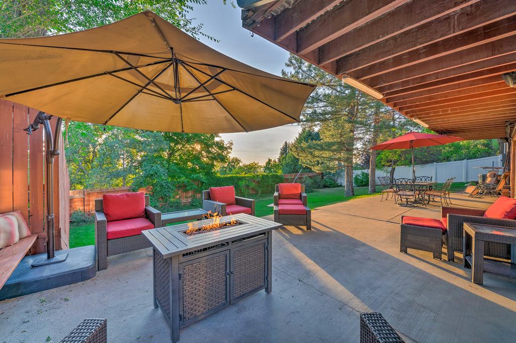 Roomy Salt Lake City Apt With Movie And Game Room