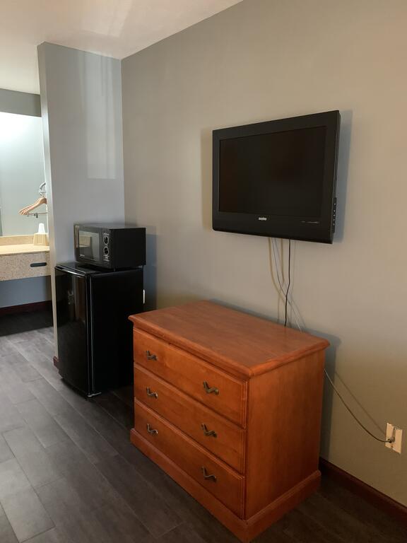 Royal Inn Taylorsville - thumb 2