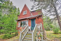 Rustic Waterfront Cabin with Beach in Winter Harbor Tourism Bookings