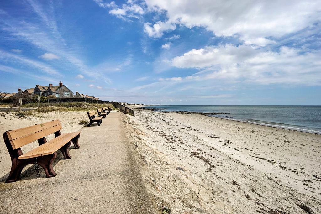 S. Yarmouth Family Home 3-Min Walk To Beach! - thumb 2