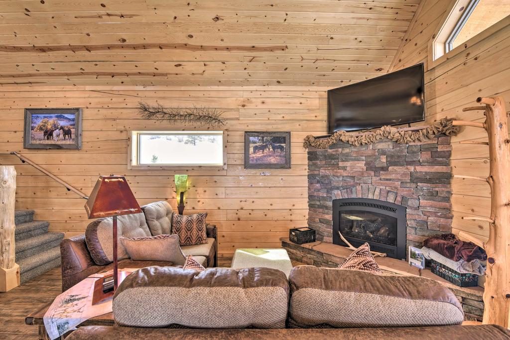 Sage N Saddle Outpost - Restful Retreat With Mtn Views - thumb 2
