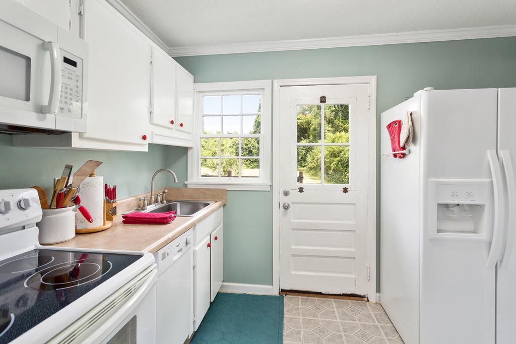 Sammy's Cottage - thumb 2