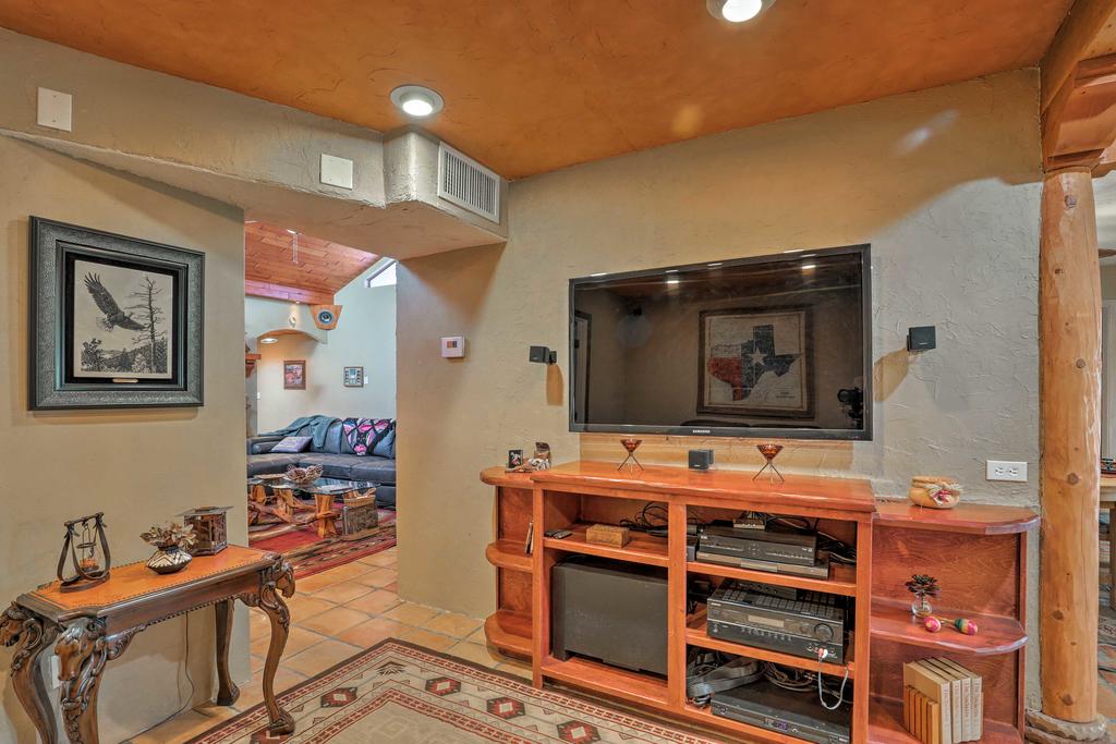 Santa Teresa Home With 2 Patios, Near El Paso! - thumb 0