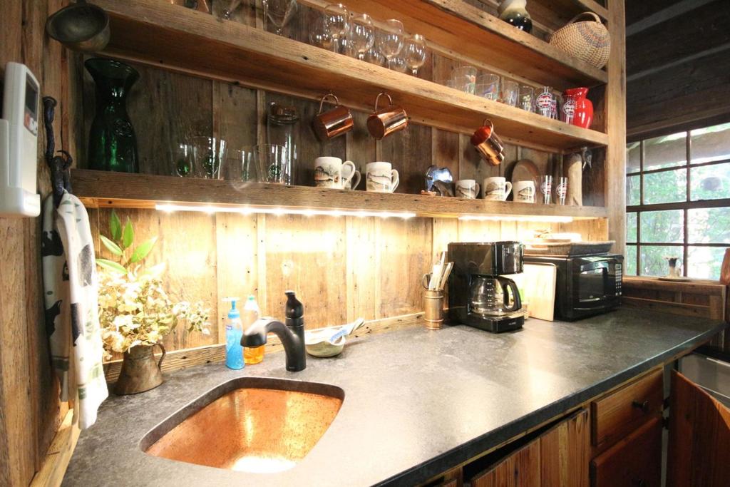 Sarah`s Cabin - thumb 3