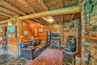 Sasquatch Inn Wise River Home by Fishing Hunting Tourism Bookings