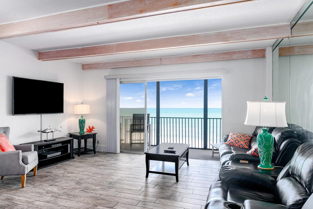 Satellite Beach Front Oasis - thumb 1