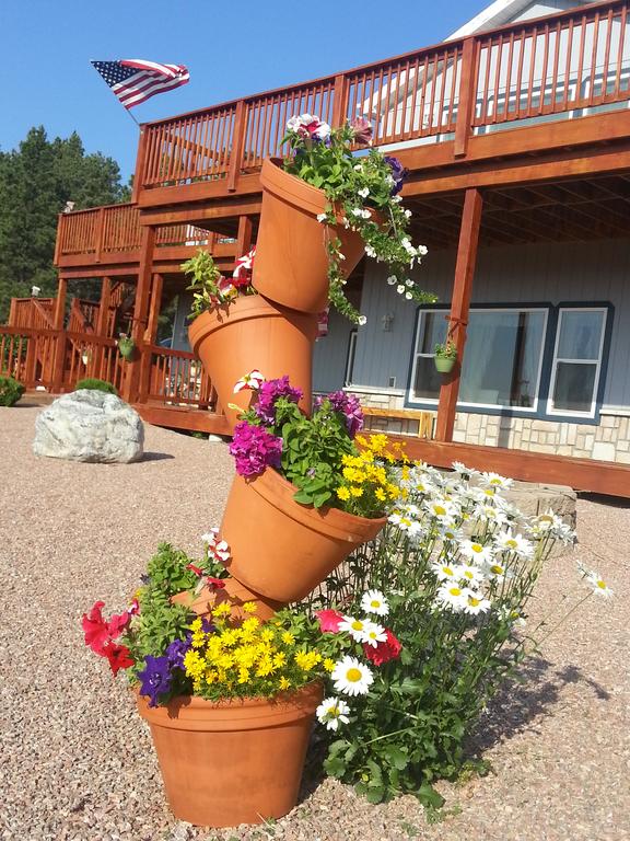 Sawin' Logs Bed & Breakfast - thumb 3