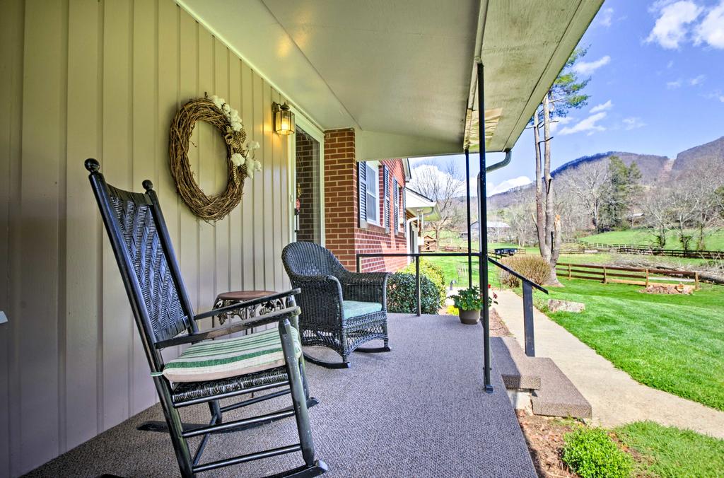 Scenic Mtn Home By Chestnut Ridge, Near Asheville! - thumb 1