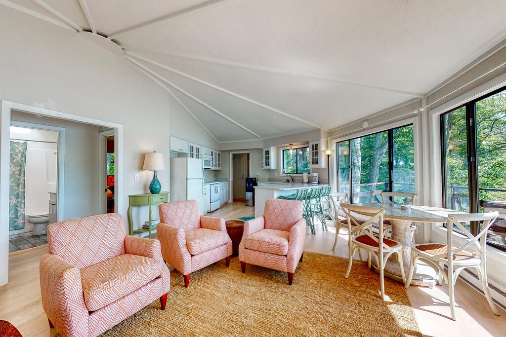 Sea Breeze Cottage - thumb 3