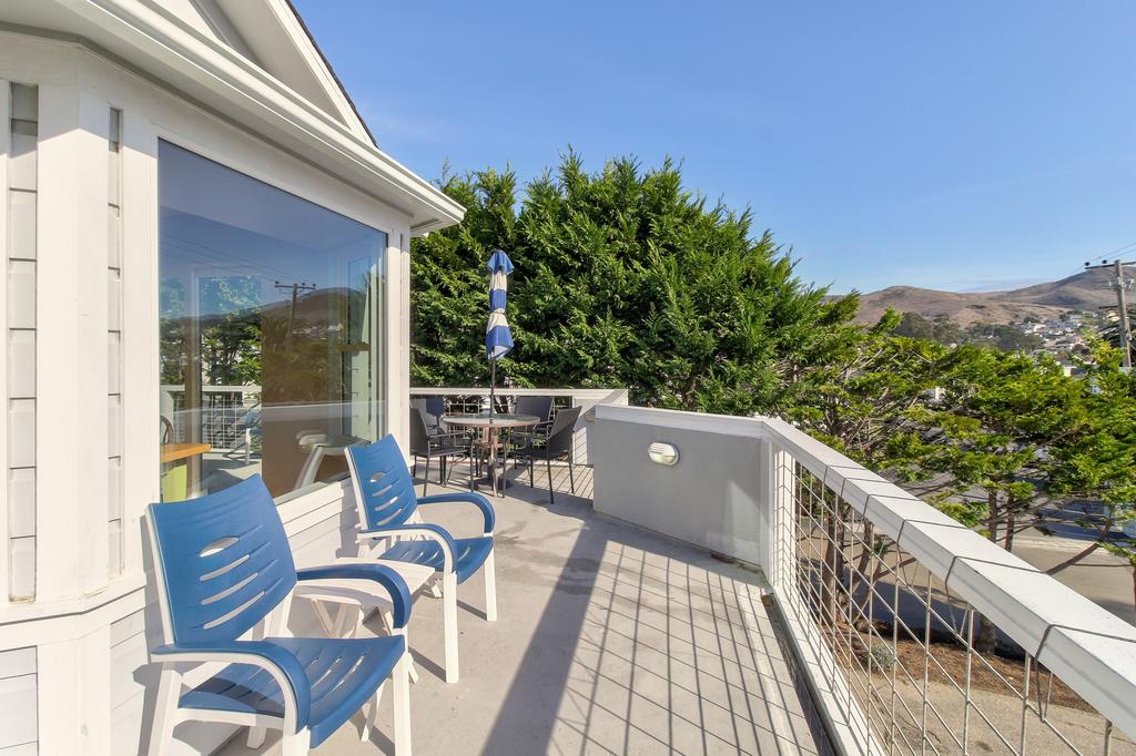 Seaside Strolls - thumb 3