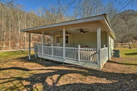 Secluded Marshall Cottage with Hot Tub  Mtn Views Tourism Bookings