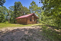 Secluded Studio 1 mi to Thorncrown Chapel Tourism Bookings