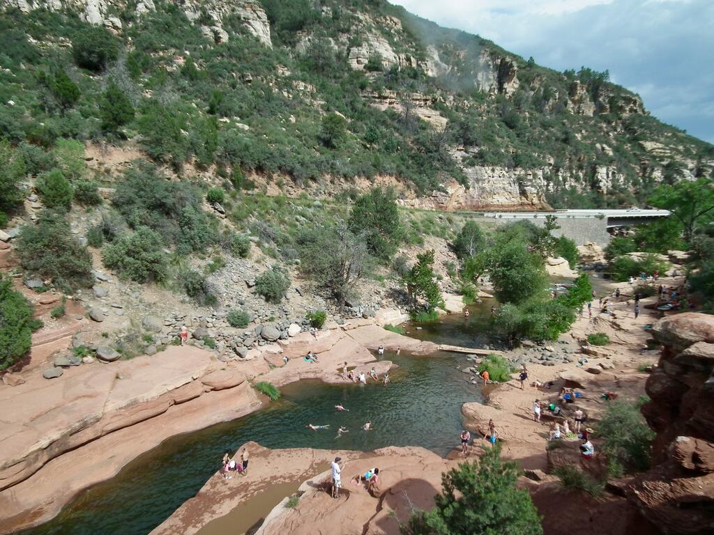 Sedona Luxury - Surrounded By Privacy - Pool Home - thumb 3