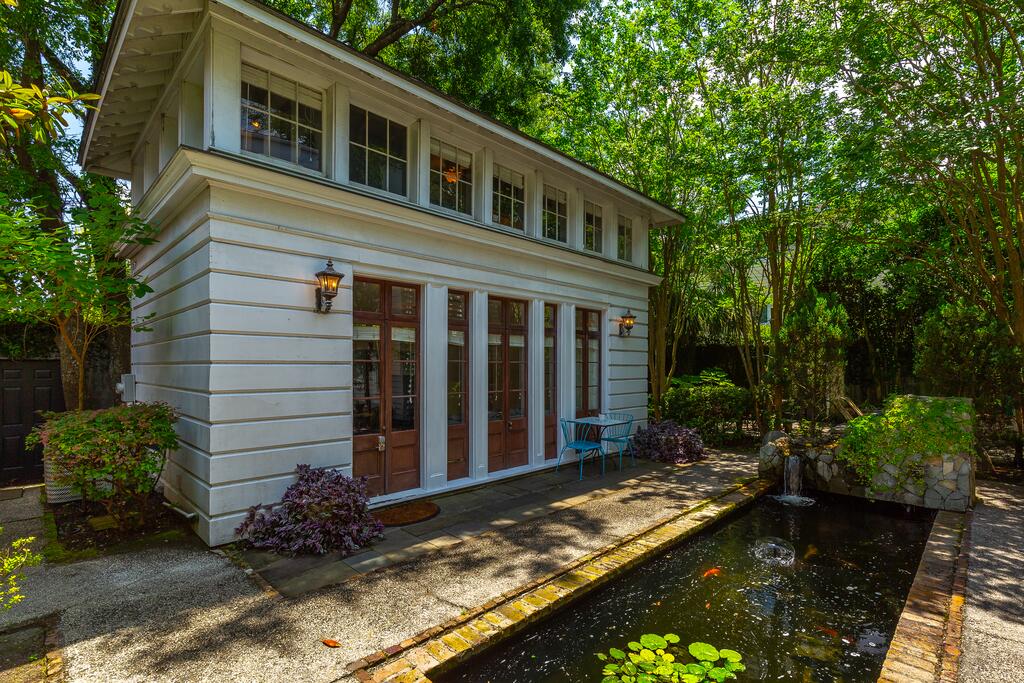 Serene Cottage With Beautiful Garden And Heated Pool - thumb 1