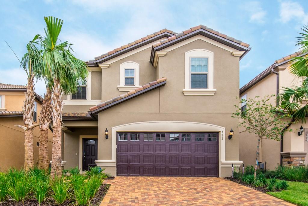 Seven-Bedroom Villa 8952 - thumb 3