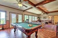 Shenandoah Cabin with Views - Near Luray Caverns USA Accommodation