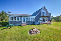 Shorefront House with Views 14 Mi to Acadia NP Hotels Santiago