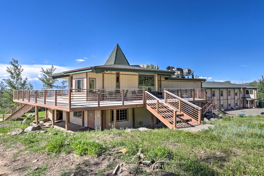 Ski-In And Ski-Out Condo At Powderhorn Mtn Resort - thumb 0