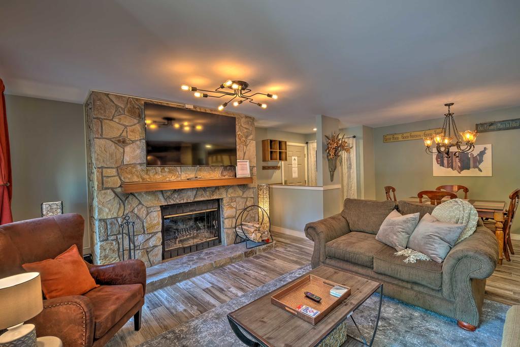 Ski-In And Ski-Out West Dover Condo With Deck! - thumb 0
