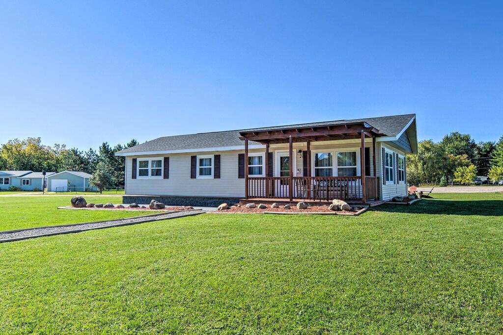 Smart Home Near Flowage Lake With Fire Pit - thumb 2