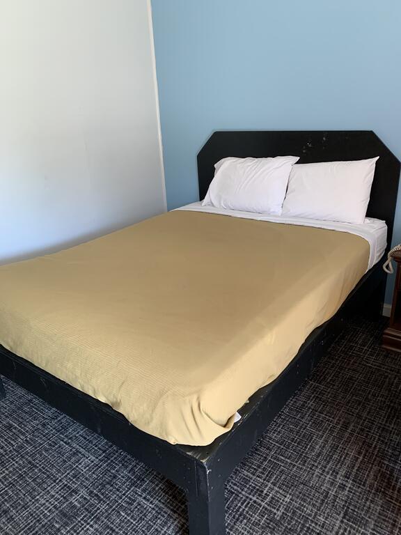 Smith Motel - thumb 2