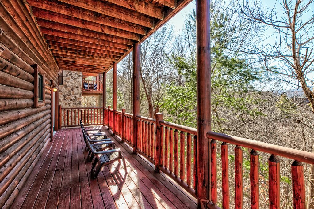 SmokyStays 5 Bedroom Cabin - thumb 1