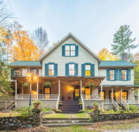 Snow Goose Bed and Breakfast - USA Accommodation