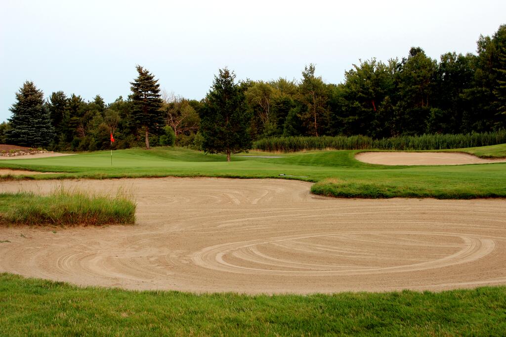 Solitude Inn On The Green - thumb 1