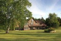 Solitude Inn on the Green Tourism Bookings