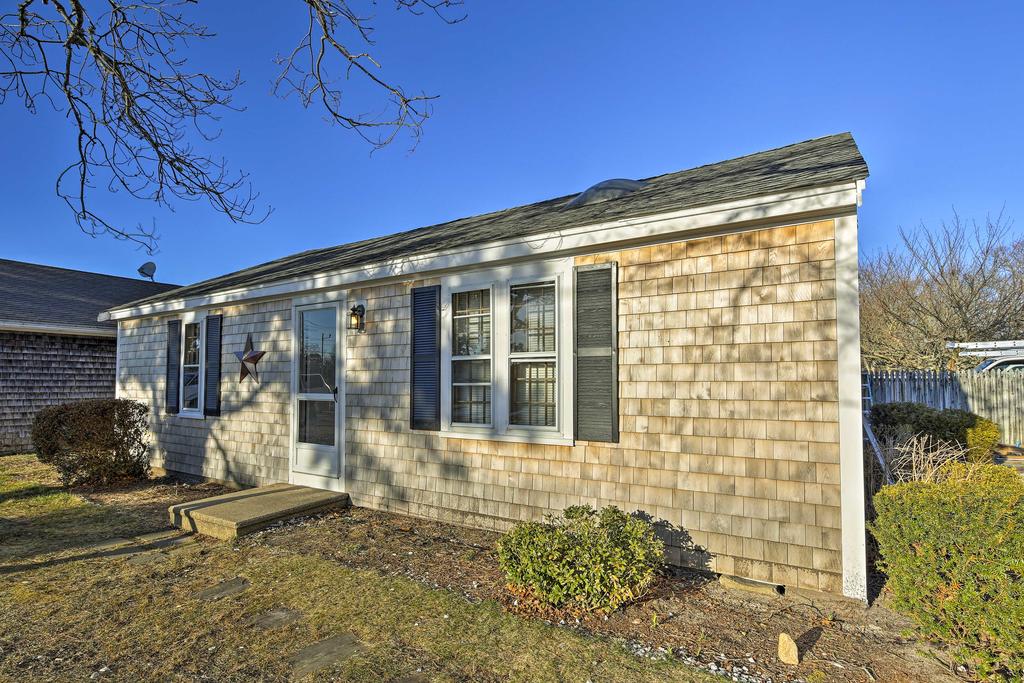 South Yarmouth Cottage - Walk To Seaview Beach! - thumb 2