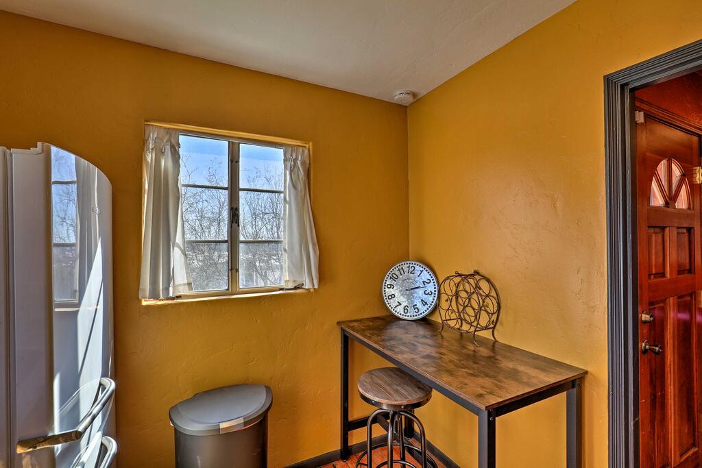 Southwestern Estate W/Views; Explore Tucson! - thumb 0